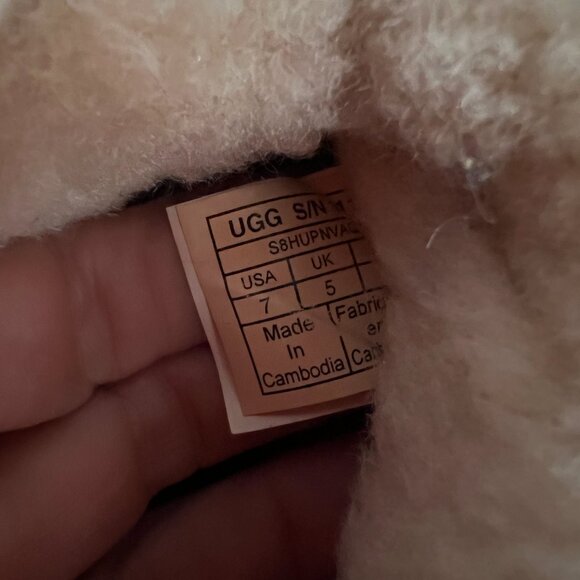 UGG Classic Ultra Mini Leopard Print Size 7 - Picture 5 of 12